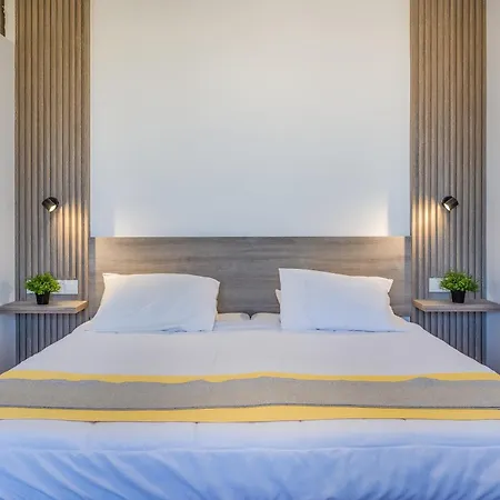 Hotel Toxotis Pernera