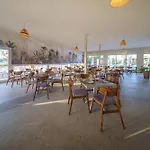 Toxotis 3* Pernera