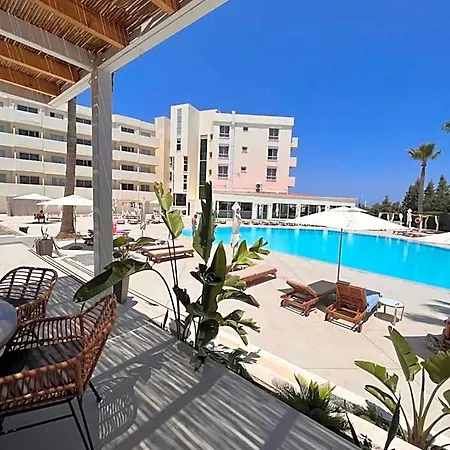 Toxotis Hotel 3*