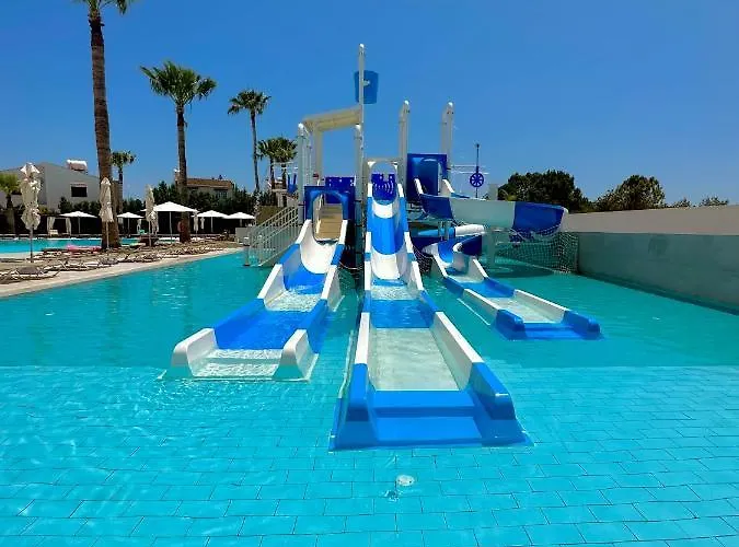 Hotel Toxotis Pernera